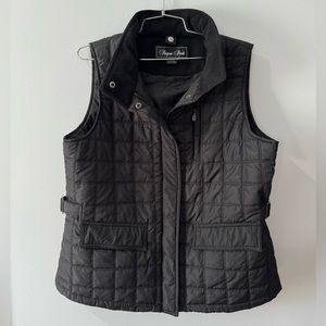 Regent Park Black Vest Size Large